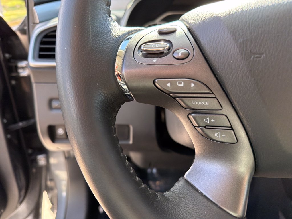 Used 2021 Nissan Murano SL FWD image 22