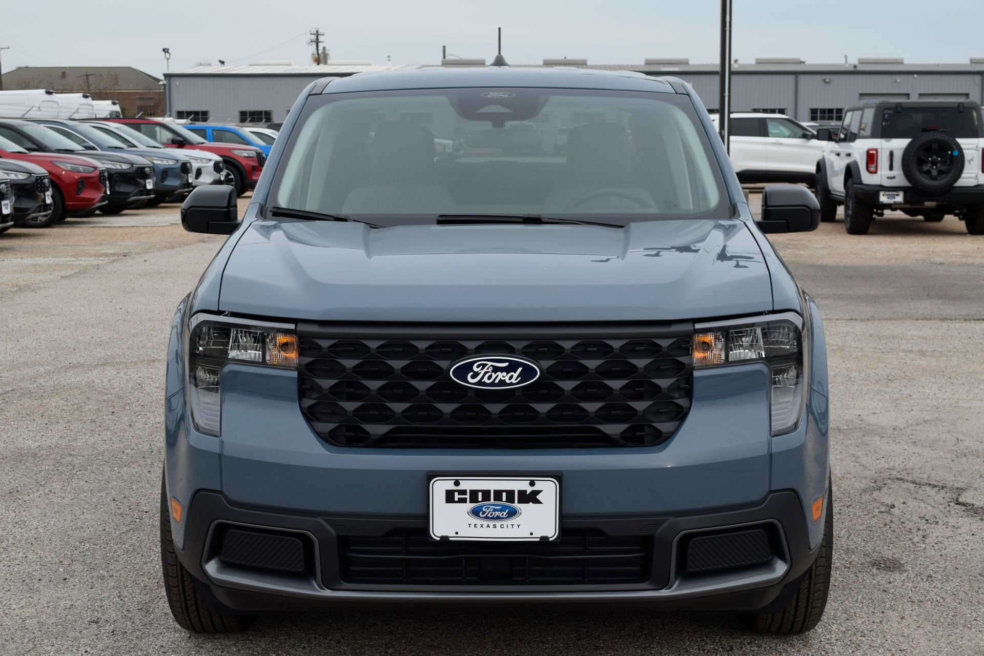 New 2026 Ford Maverick XLT w/ XLT Luxury Package image 2