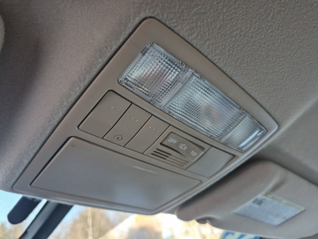 Used 2012 Toyota Venza LE image 23