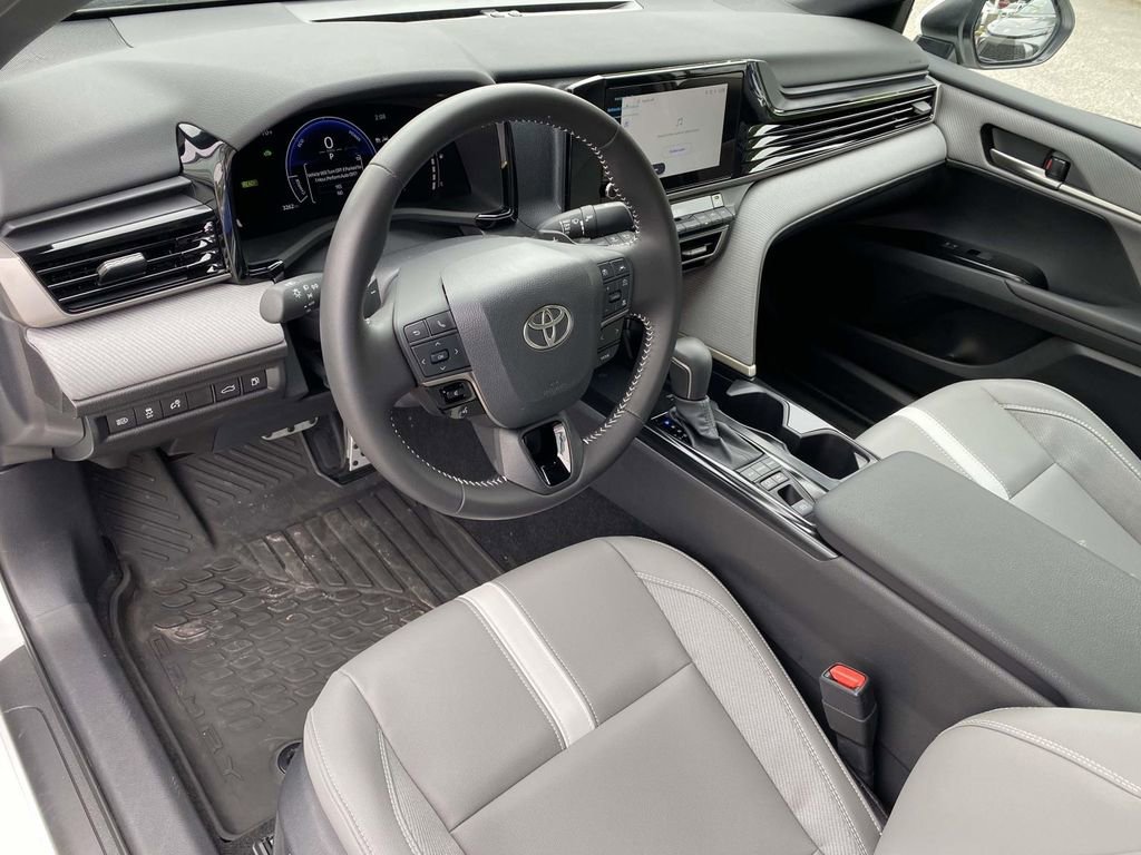 Used 2026 Toyota Camry SE FWD image 20