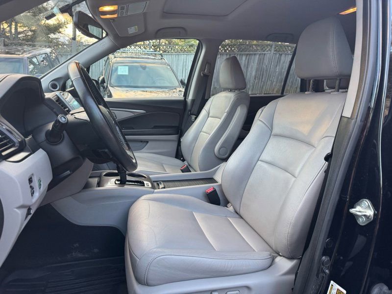 Used 2017 Honda Pilot EX-L image 13