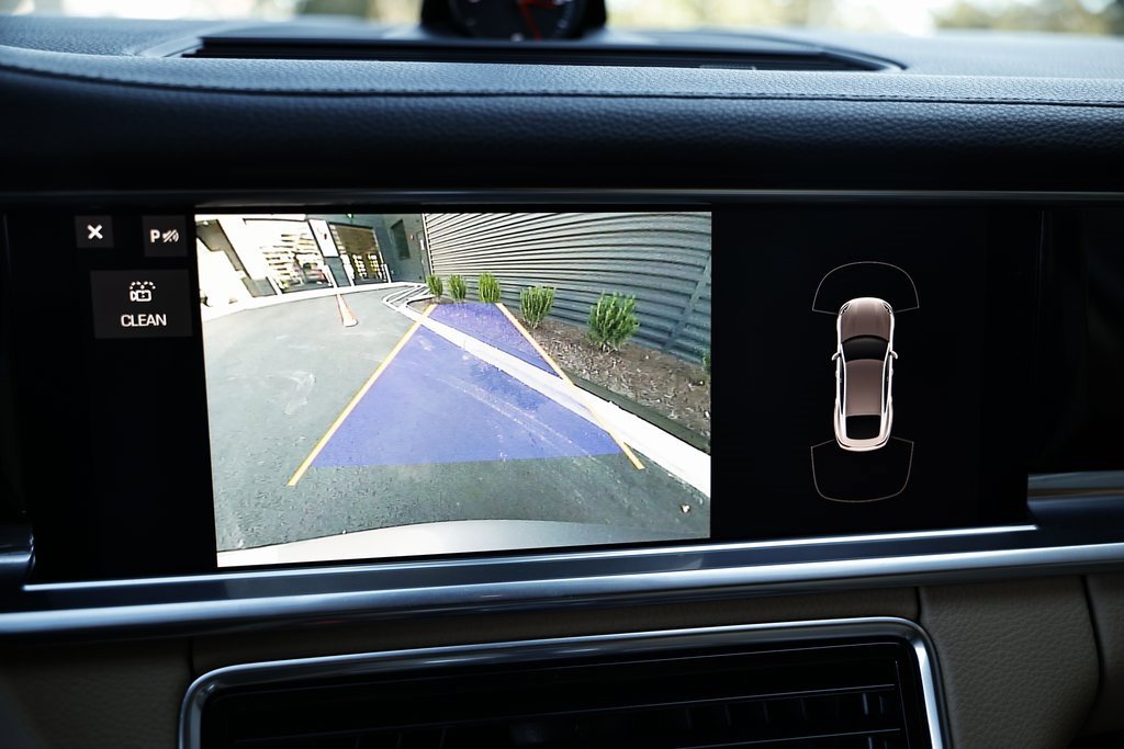 Used 2021 Porsche Panamera 4 image 42