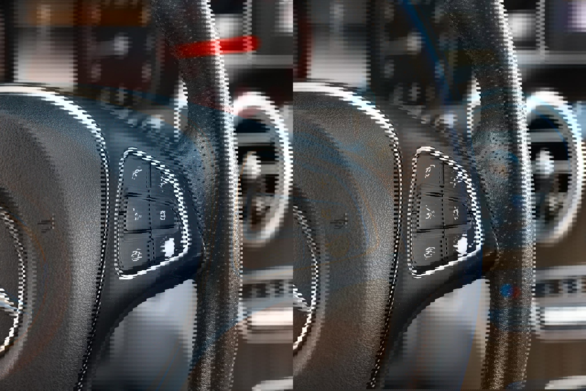 Used 2018 Mercedes-Benz C 300 Sedan w/ Premium Package image 32