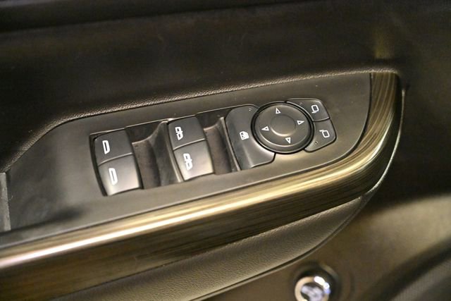 Used 2023 GMC Acadia SLT image 41