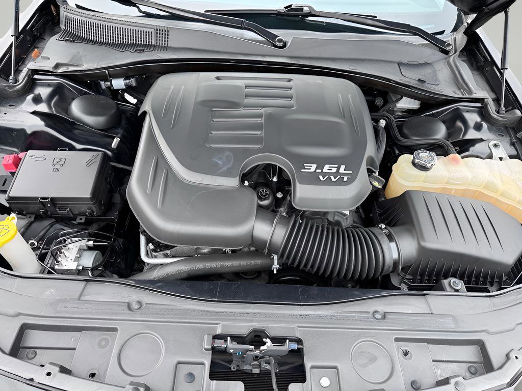 Used 2021 Chrysler 300 Touring L image 31