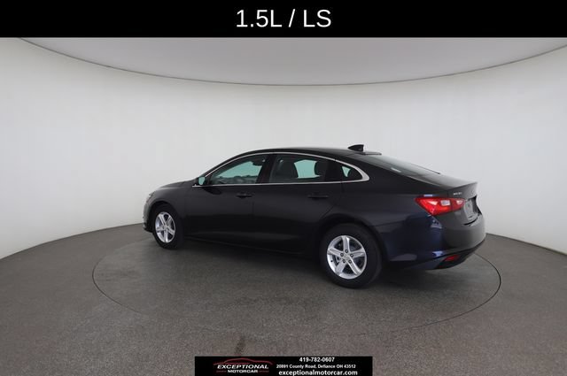 Used 2023 Chevrolet Malibu LS FWD image 9