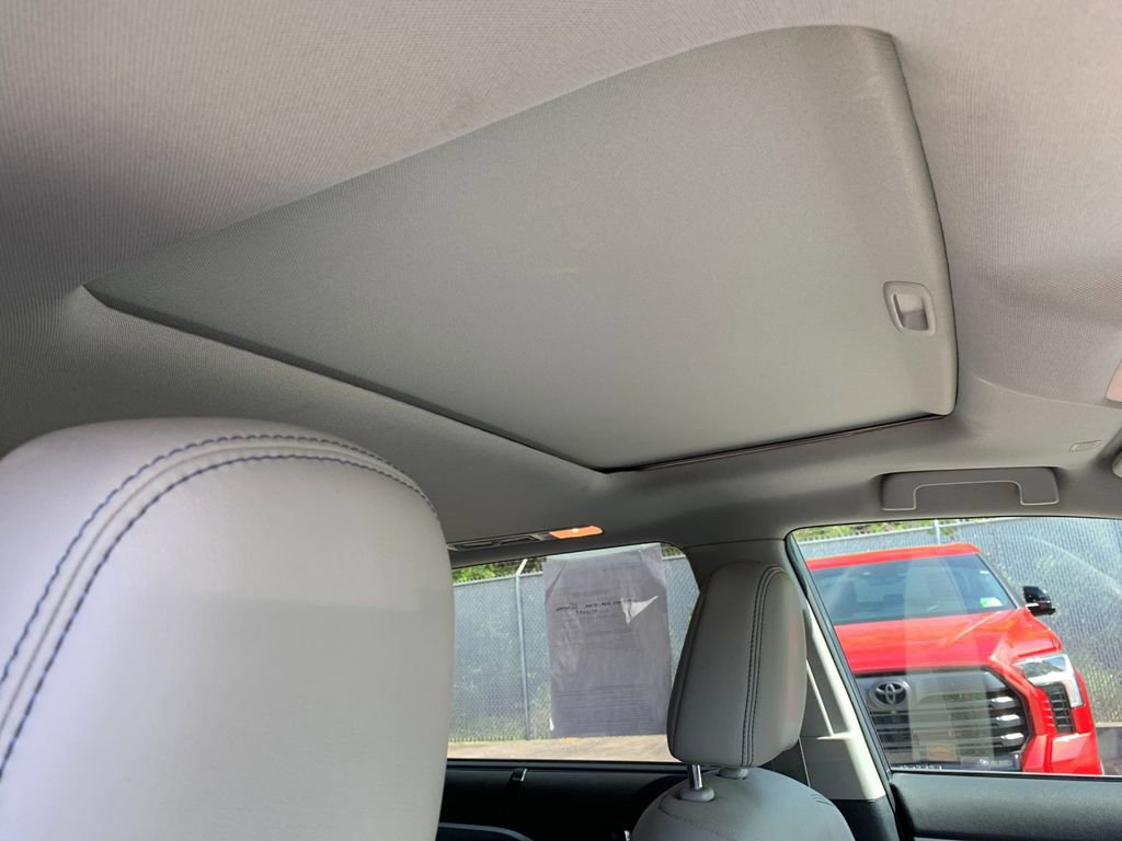 Used 2019 Toyota Highlander Limited image 20