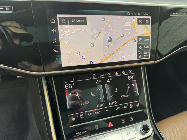 Used 2020 Audi S8 L AWD/4WD image 30