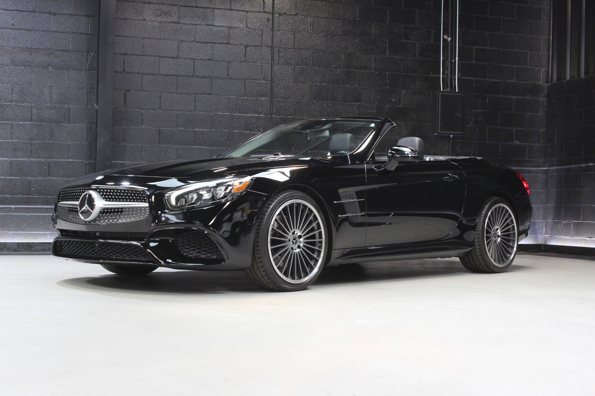 Used 2020 Mercedes-Benz SL 450 image 7