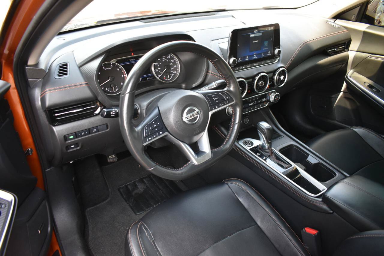Used 2022 Nissan Sentra SR w/ SR Premium Package FWD image 8