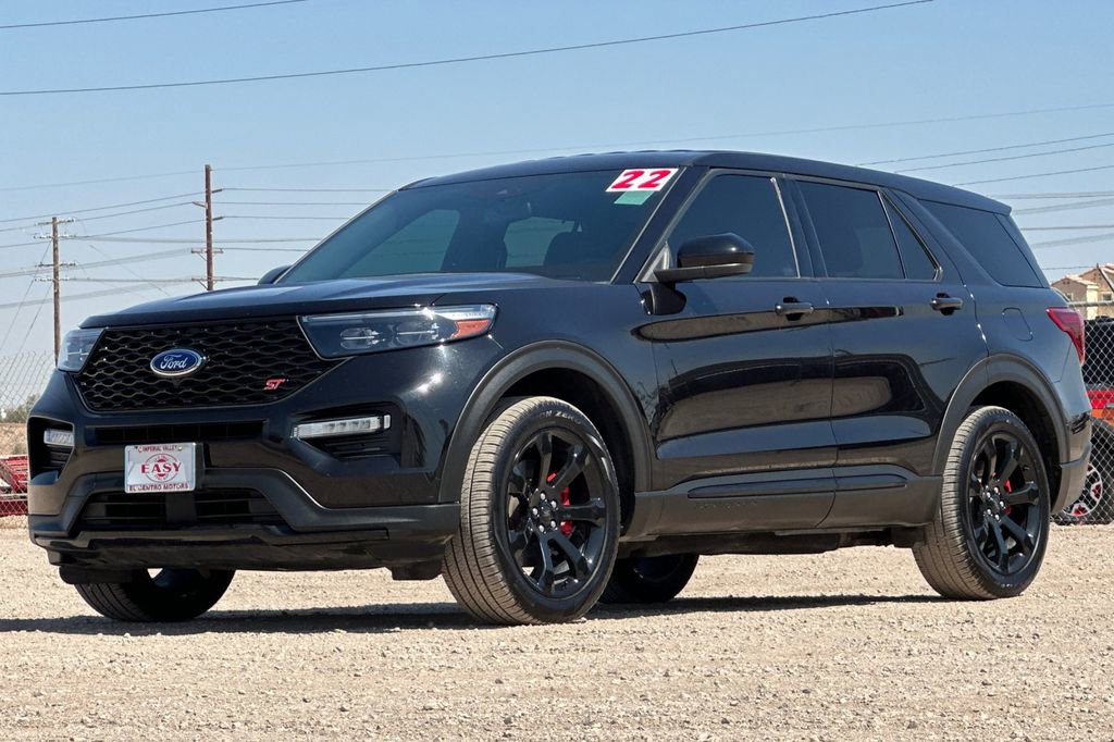 Used 2022 Ford Explorer ST w/ ST Street Pack image 9