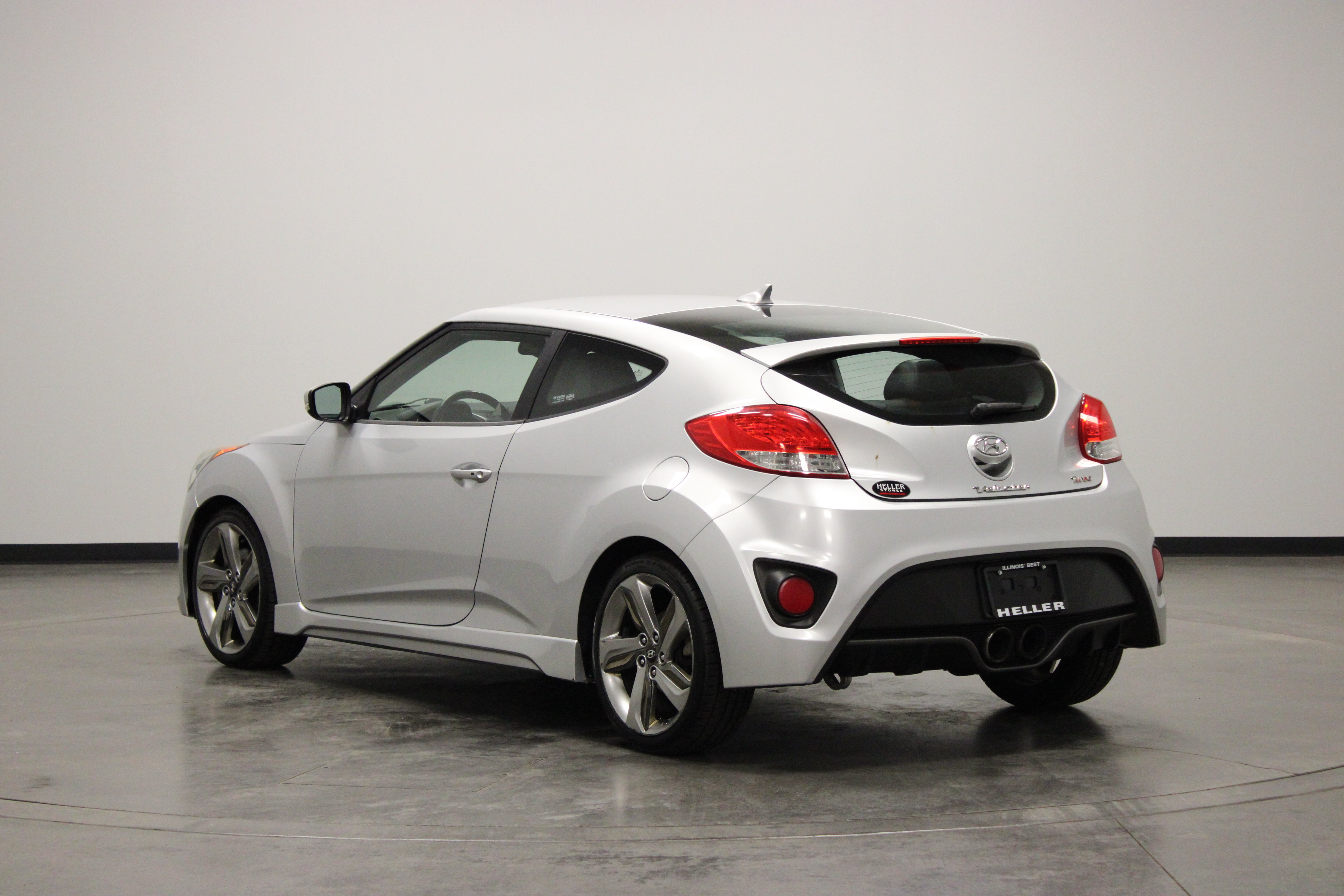 Used 2013 Hyundai Veloster Turbo FWD image 6