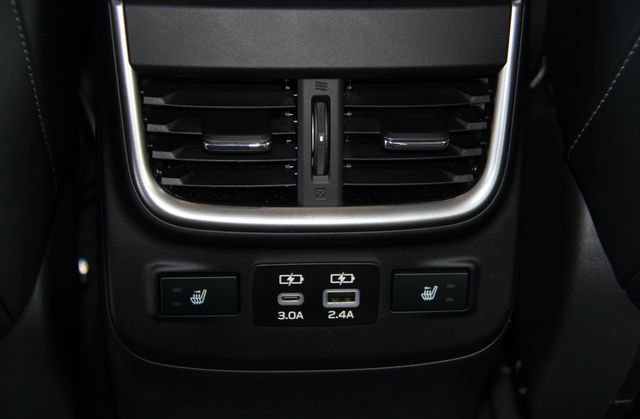 Certified 2025 Subaru Legacy Limited AWD/4WD image 30