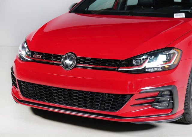 Used 2021 Volkswagen GTI SE image 30