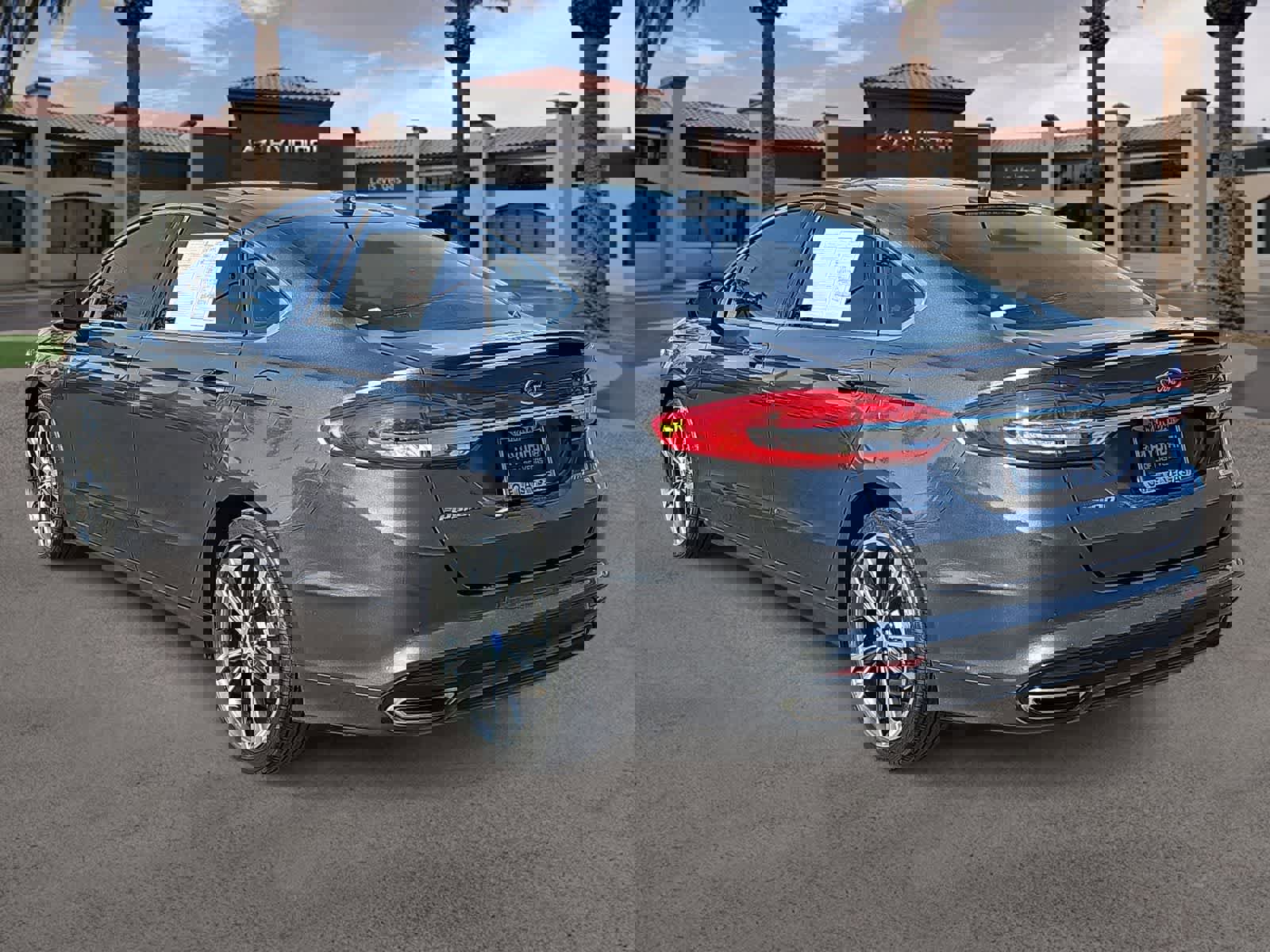 Used 2017 Ford Fusion Titanium image 5