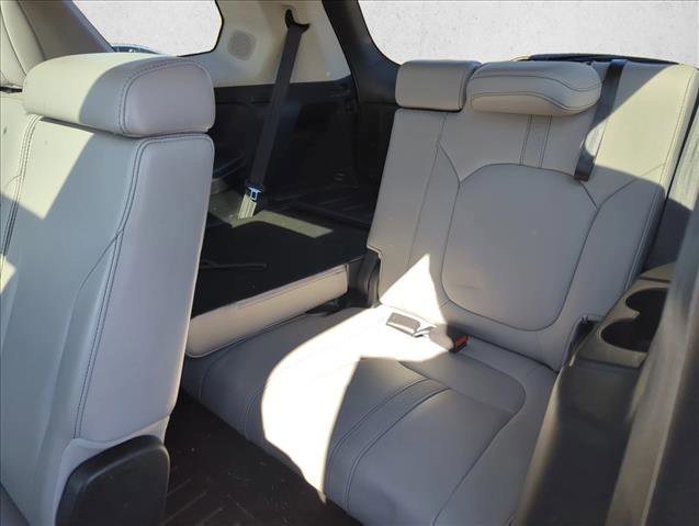 Used 2024 Honda Pilot Touring image 19