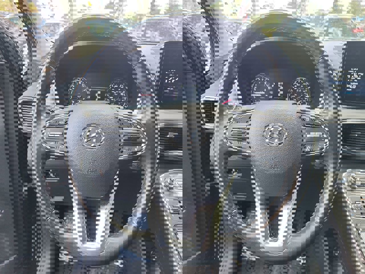 Used 2023 Hyundai Santa Fe SEL image 9