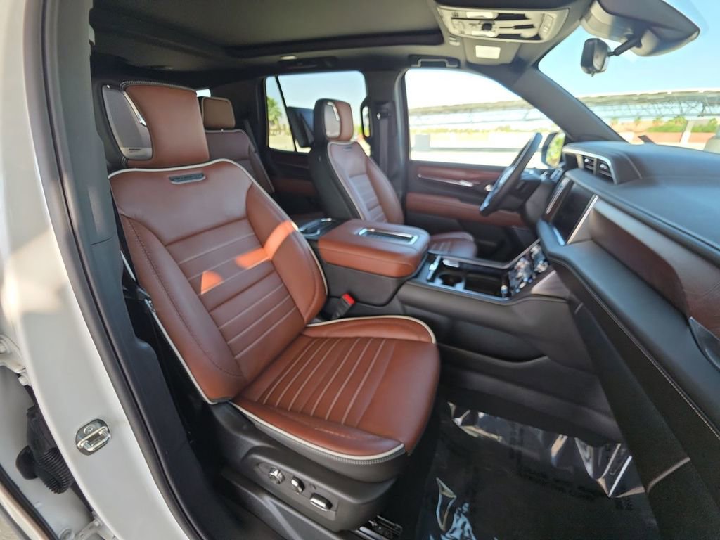 Used 2024 GMC Yukon Denali Ultimate image 29