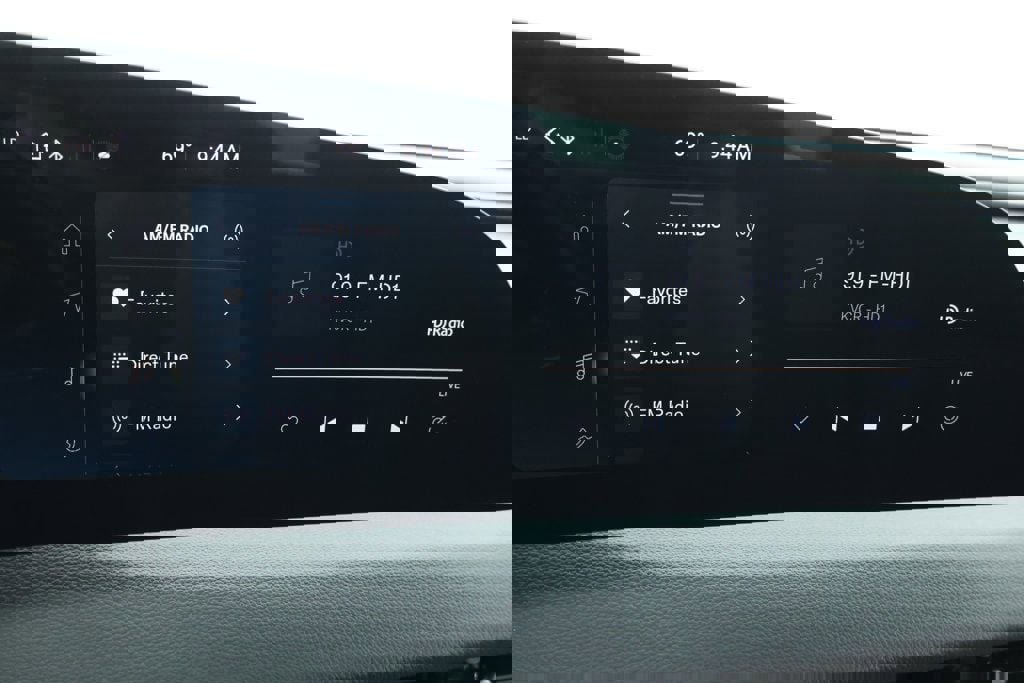 Used 2023 Lucid Air Touring image 19