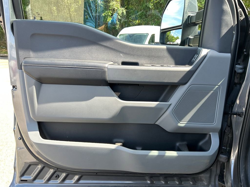 Used 2024 Ford F250 XLT AWD/4WD image 9