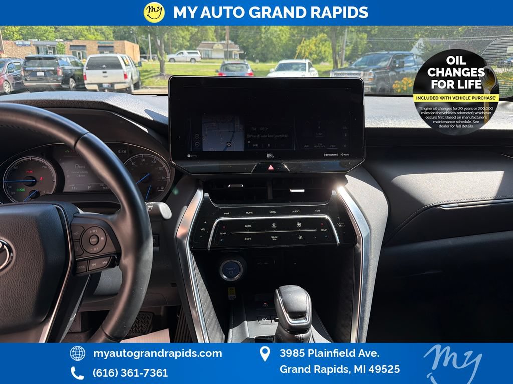 Used 2021 Toyota Venza Limited w/ Advanced Technology Package AWD/4WD image 19