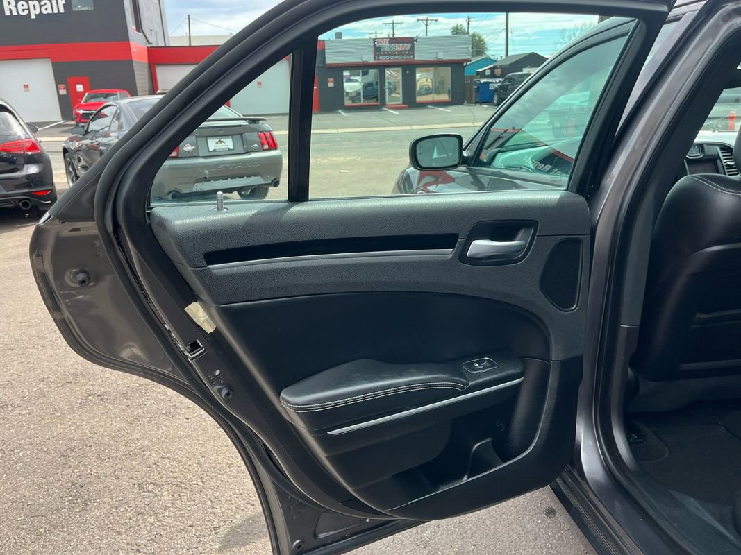 Used 2023 Chrysler 300 S image 16