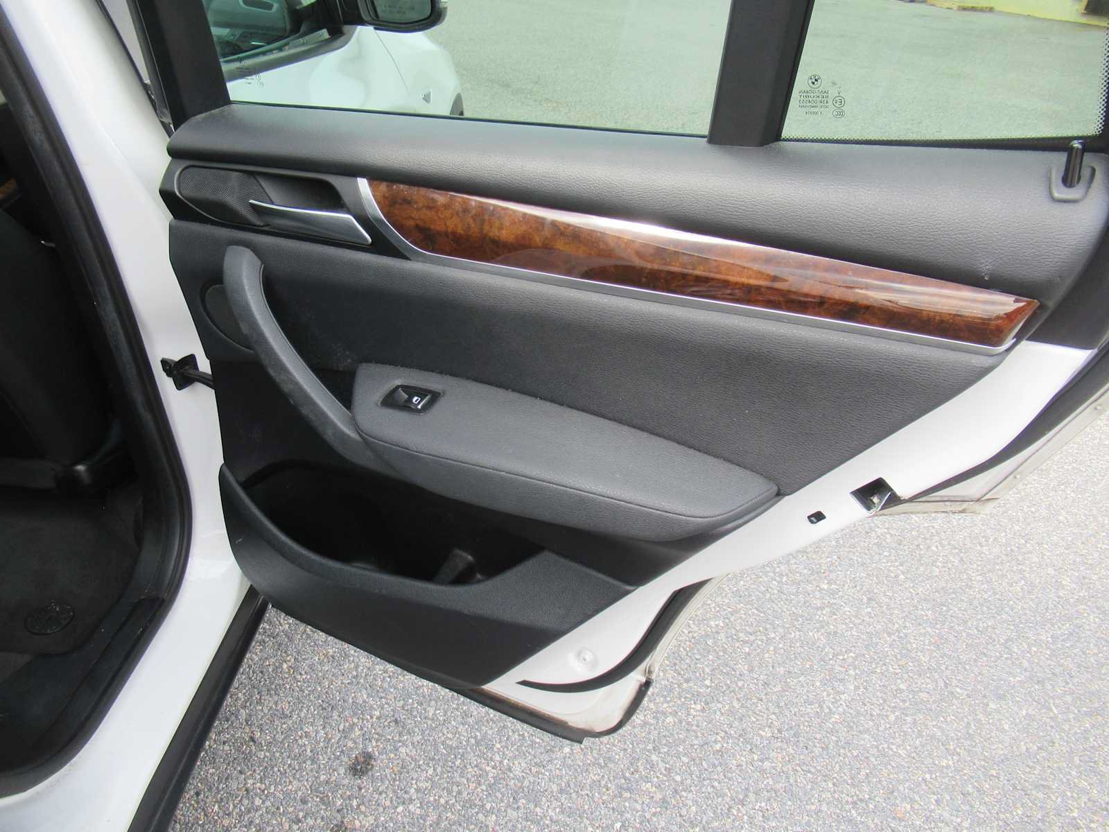 Used 2016 BMW X3 xDrive28i AWD/4WD image 17