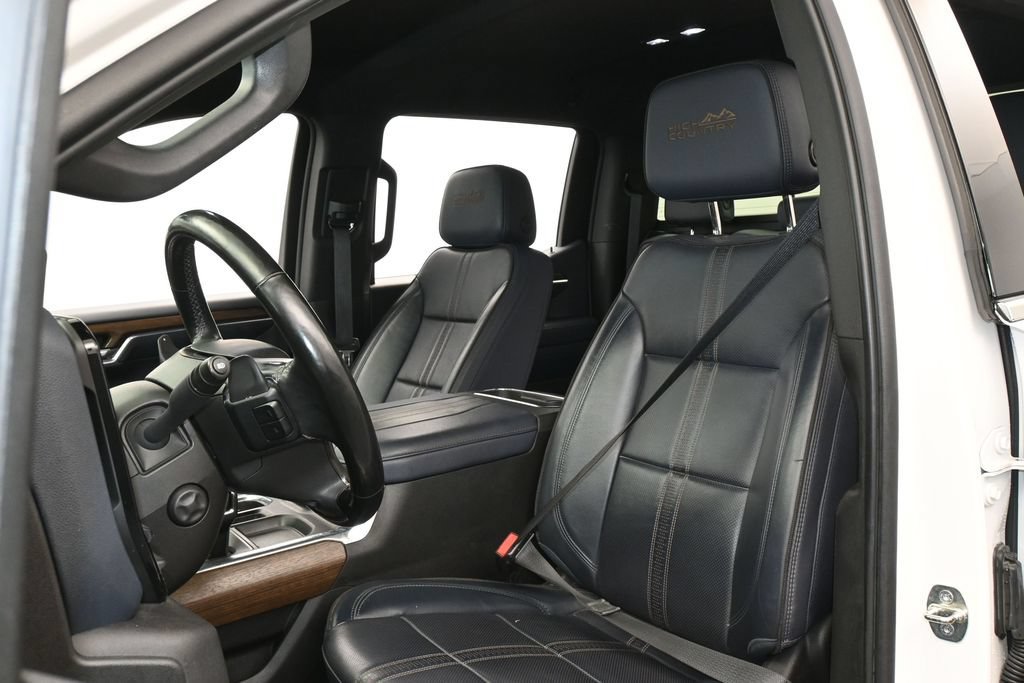 Used 2023 Chevrolet Silverado 1500 High Country w/ Technology Package RWD image 10