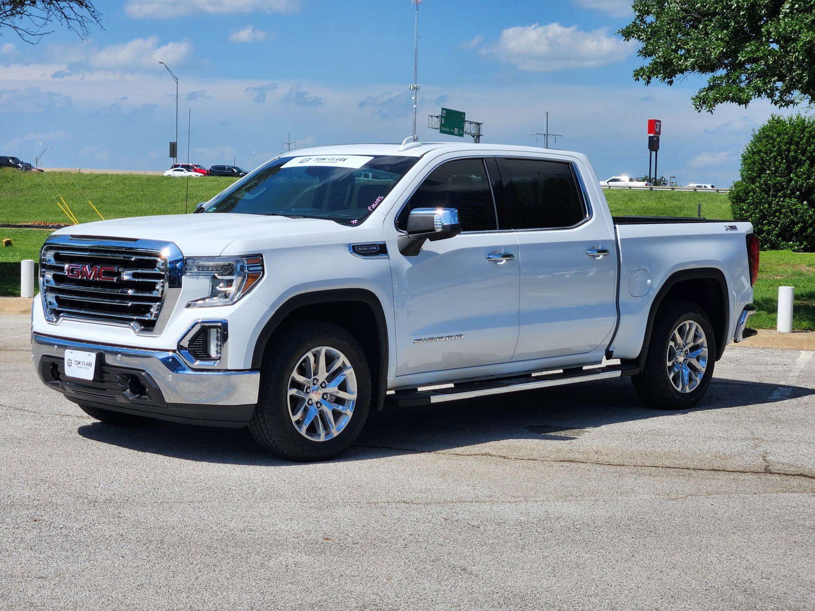 Used 2019 GMC Sierra 1500 SLT w/ SLT Premium Plus Package AWD/4WD image 2
