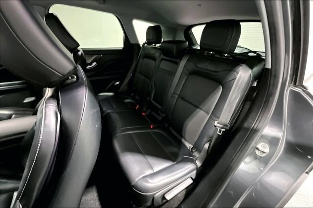 Used 2022 Lincoln Corsair AWD w/ Elements Package image 29