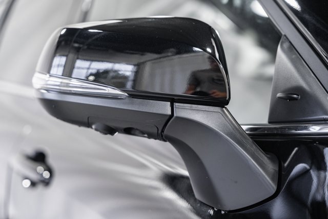 New 2025 Toyota Highlander Platinum image 15