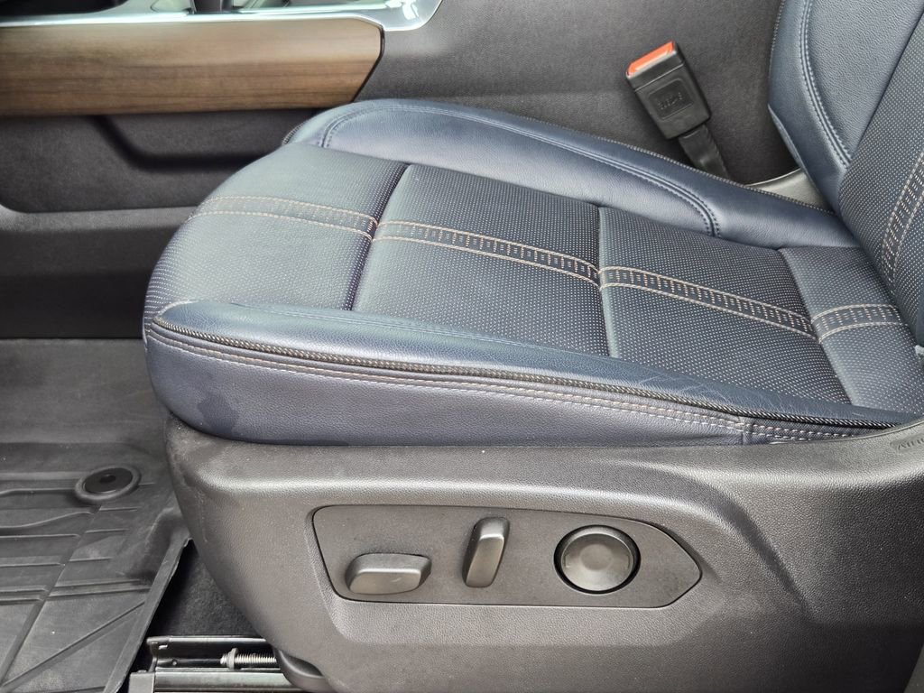 Used 2024 Chevrolet Silverado 1500 High Country w/ High Country Premium Package image 25