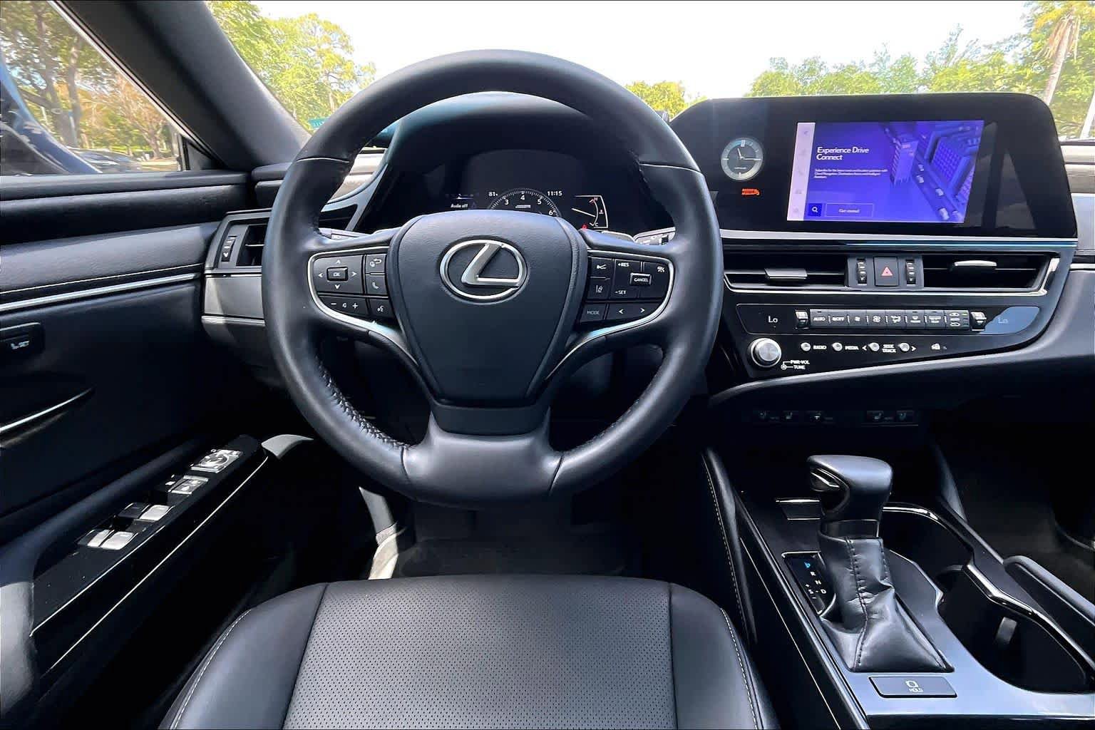 Used 2024 Lexus ES 350 w/ Premium Package FWD image 6
