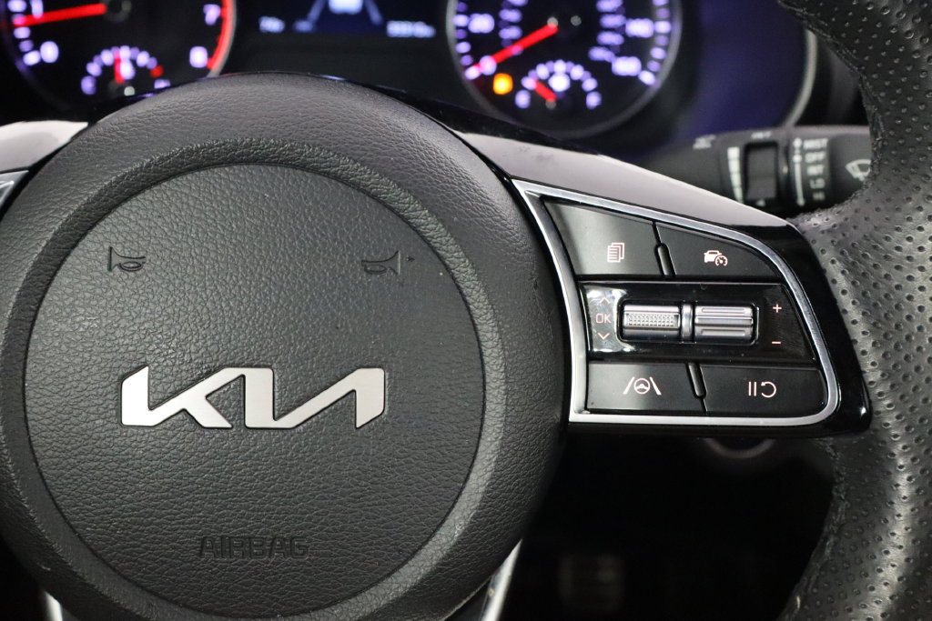 Used 2023 Kia Forte GT-Line FWD image 10