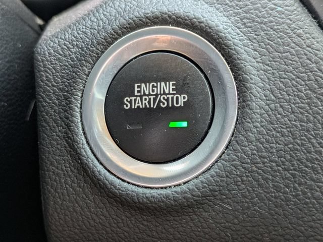 Used 2017 Buick Envision Essence w/ LPO, Cargo Package FWD image 32