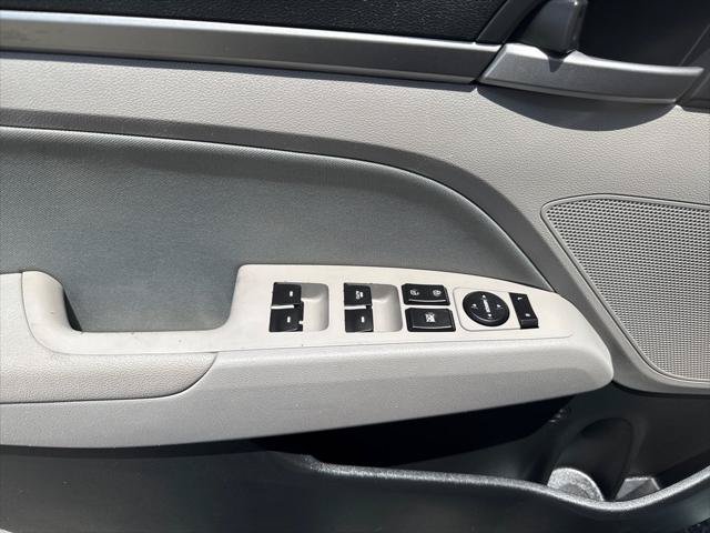 Used 2017 Hyundai Elantra SE w/ SE A/T Tech Package 03 FWD image 12