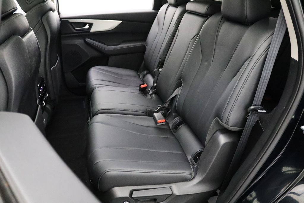 Used 2024 Acura MDX SH-AWD image 10
