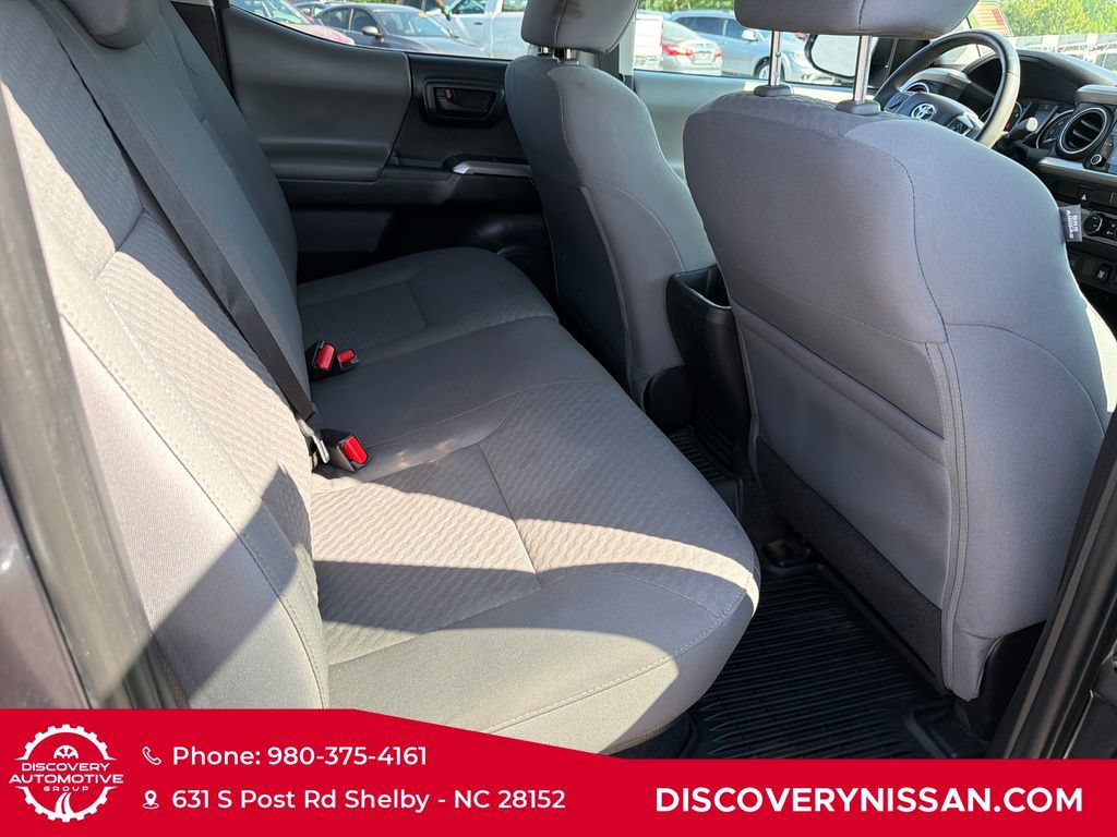 Used 2021 Toyota Tacoma SR5 RWD image 33