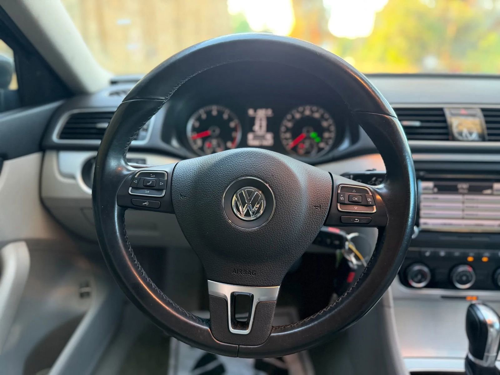 Used 2013 Volkswagen Passat 2.5 SE image 15