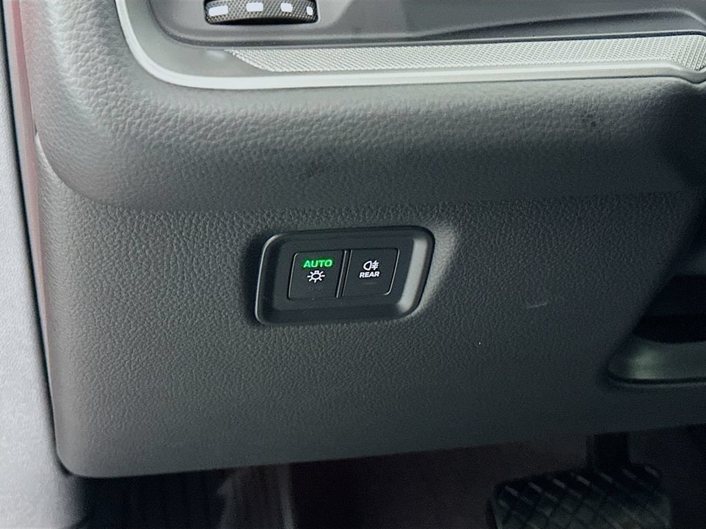 New 2026 Porsche Cayenne AWD/4WD image 11