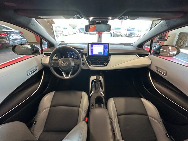 Certified 2025 Toyota Corolla SE w/ SE Premium Package FWD image 12