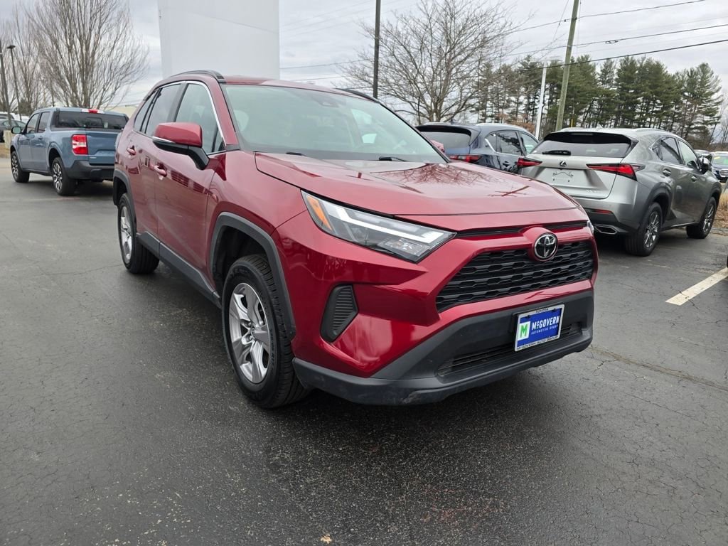 Used 2023 Toyota RAV4 XLE AWD/4WD image 11