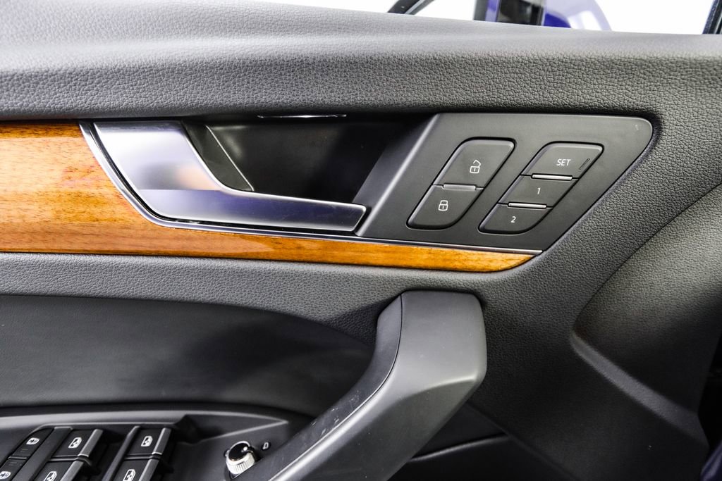 Used 2022 Audi Q5 e Premium image 50