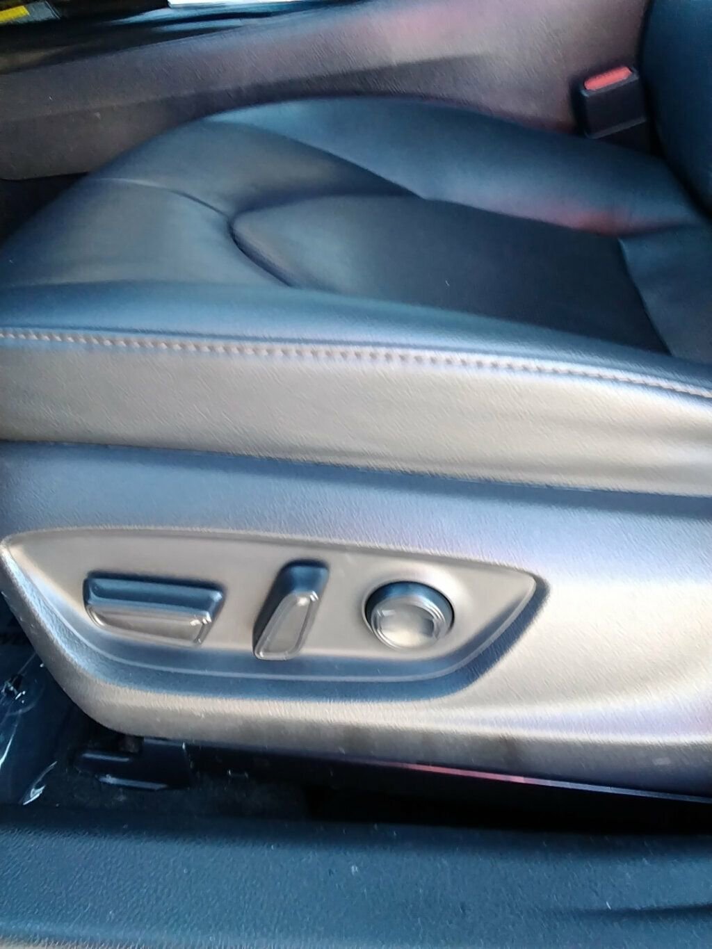 Used 2019 Toyota Camry XSE FWD image 8