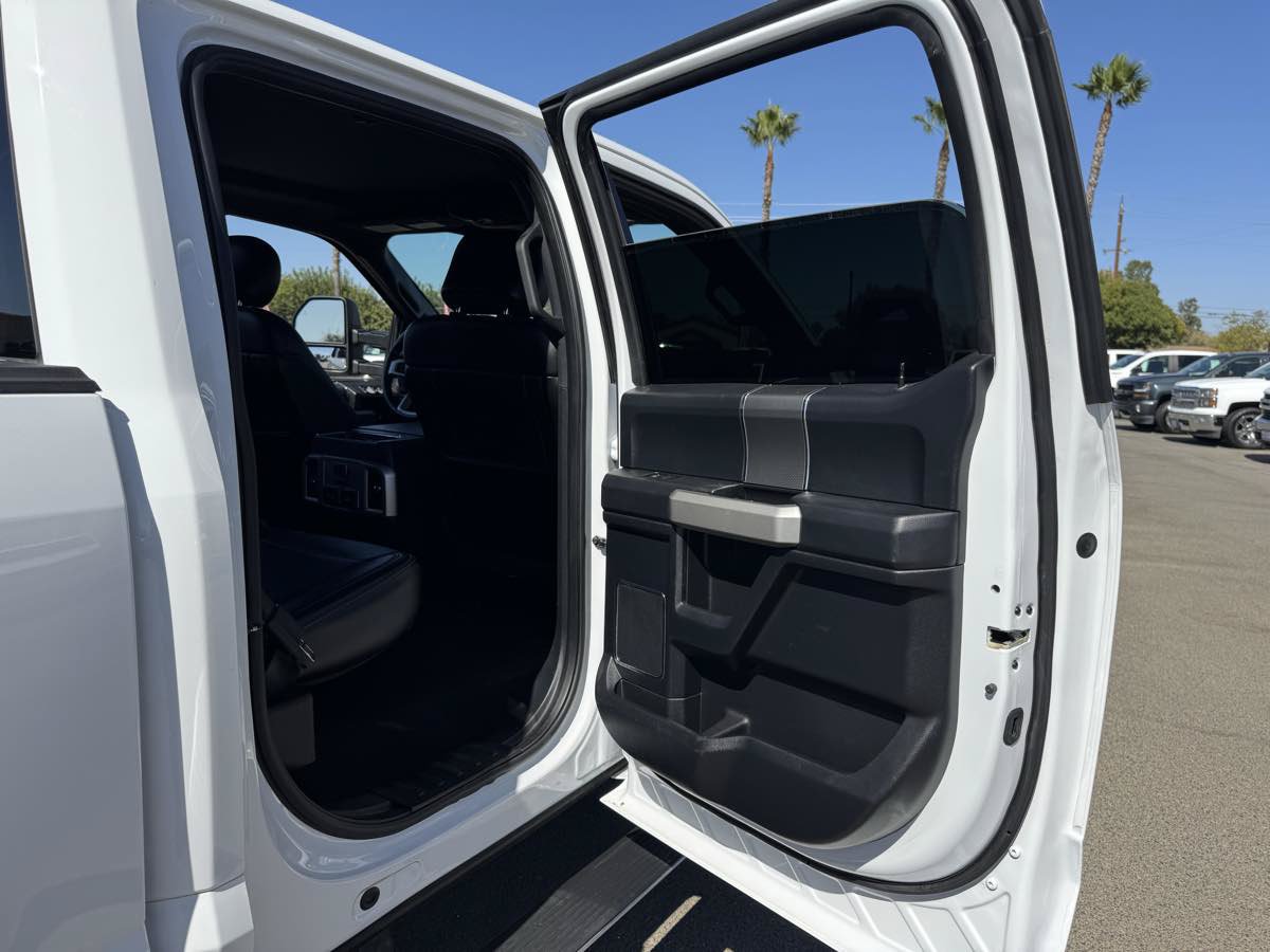 Used 2017 Ford F150 Lariat w/ Equipment Group 502A Luxury AWD/4WD image 19