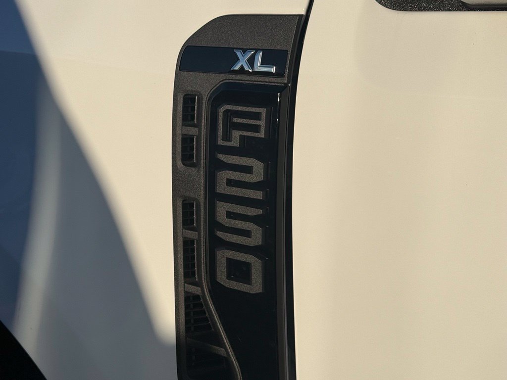 New 2027 Ford F250 XL w/ XL Chrome Package AWD/4WD image 26