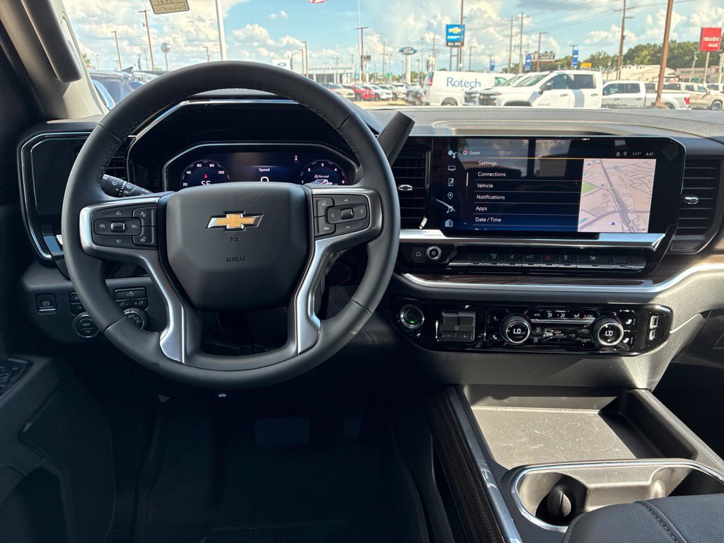 New 2026 Chevrolet Silverado 3500 LT AWD/4WD image 14