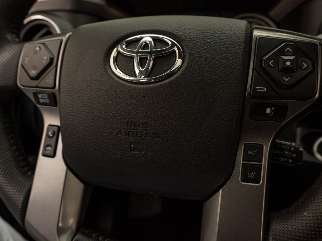 Used 2019 Toyota Tacoma Limited AWD/4WD image 28