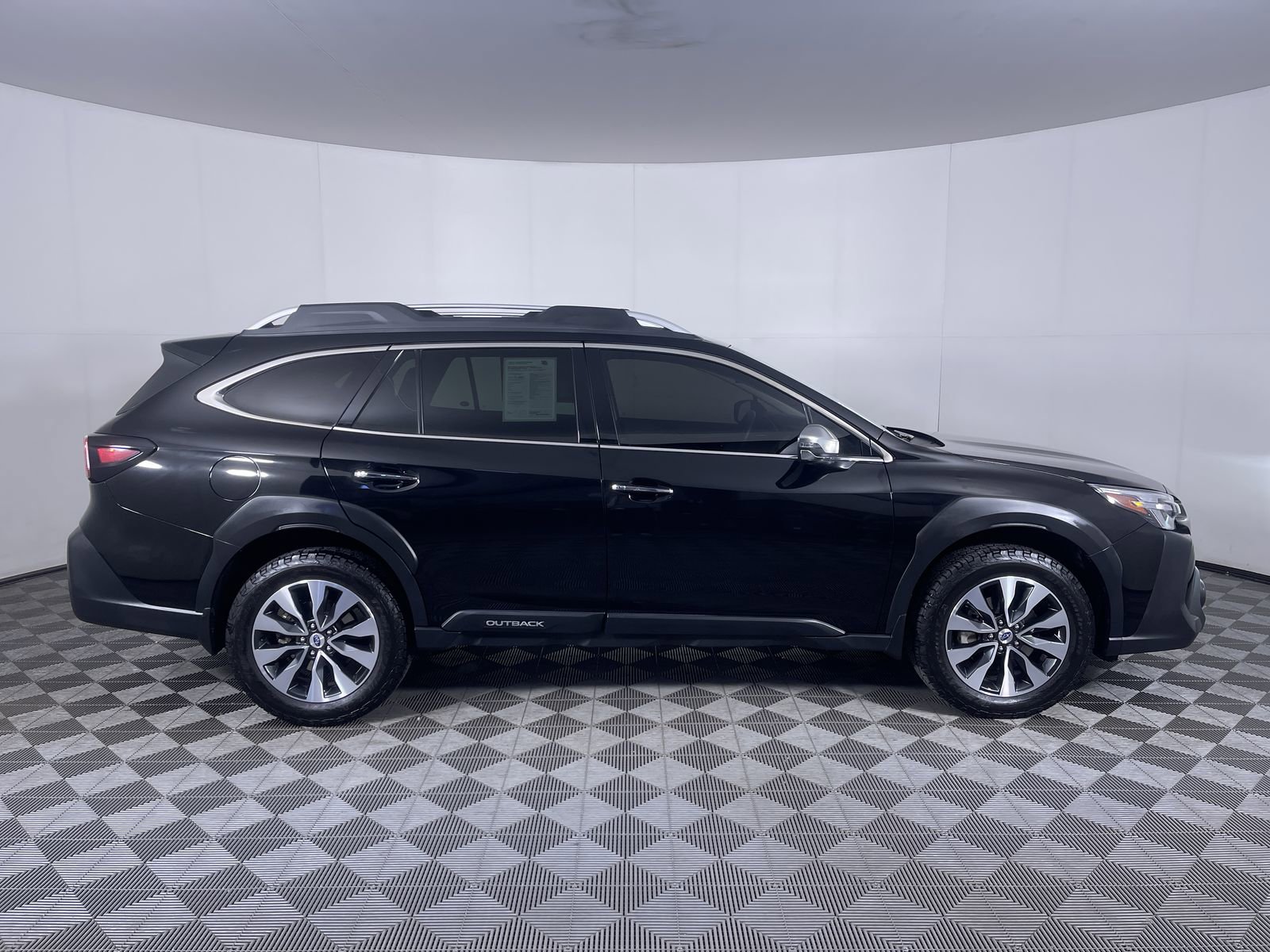 Certified 2023 Subaru Outback Touring XT image 10