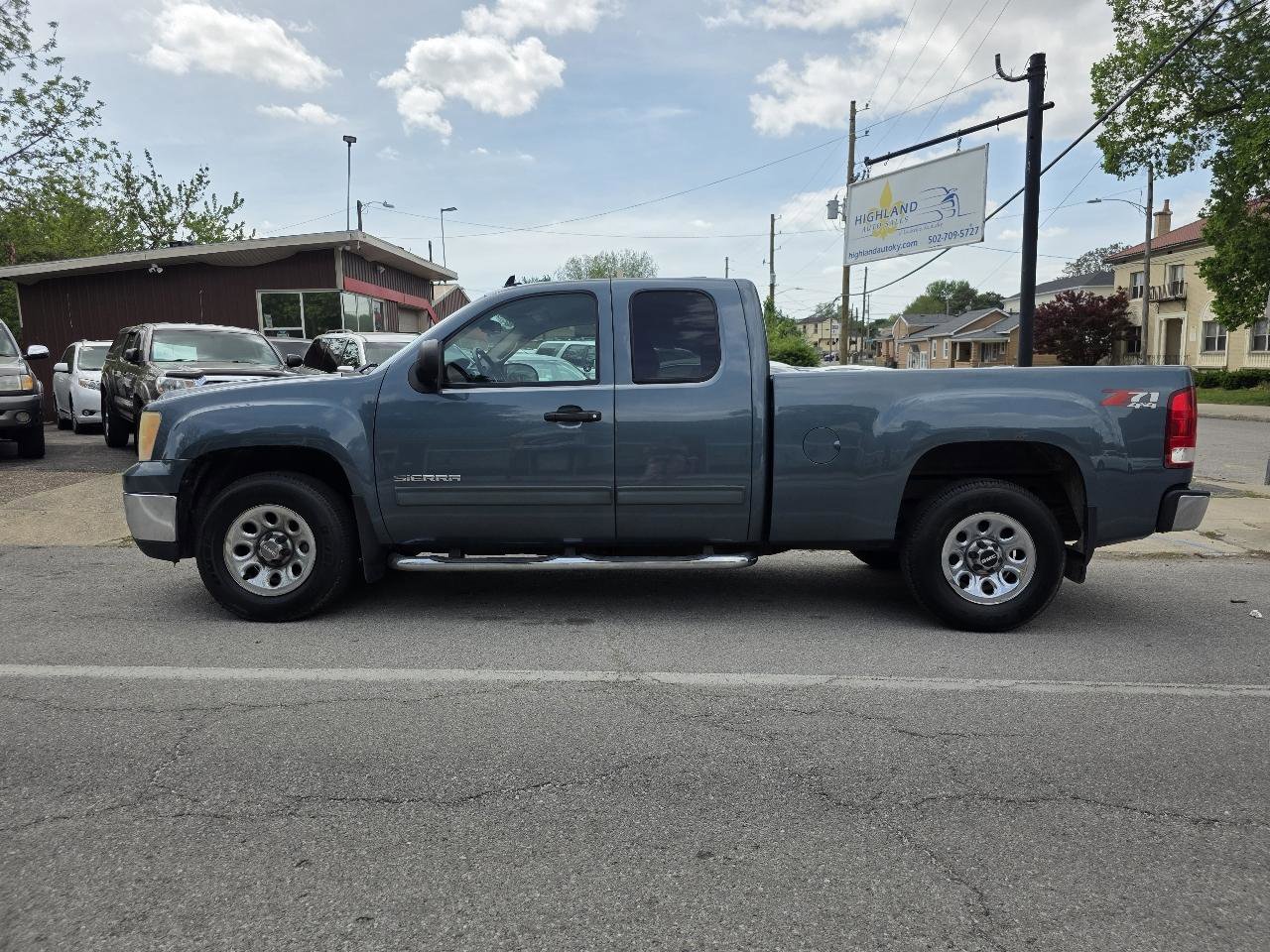Used 2009 GMC Sierra 1500 SL image 2